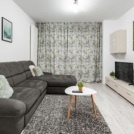 Green Apartment Coresi Braşov Exterior foto