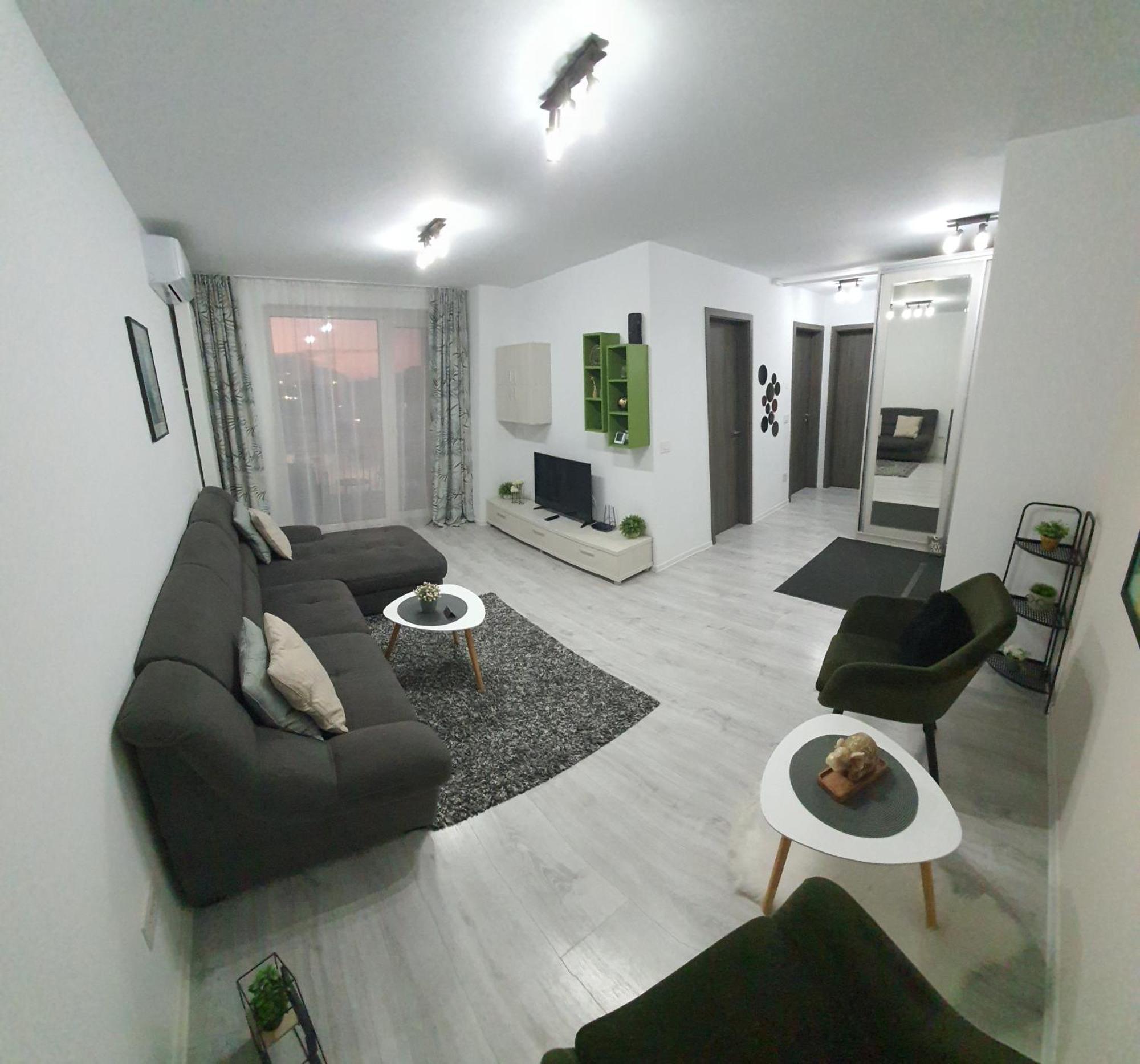 Green Apartment Coresi Braşov Exterior foto